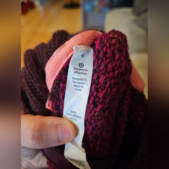 Lululemon passage to Prana sweater in berry rumble/Heathered Bordeaux drama - Picture 5 of 11